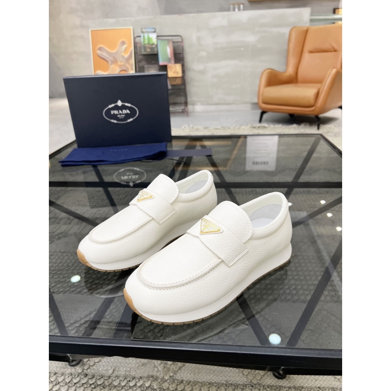 Pra*a leather shoes